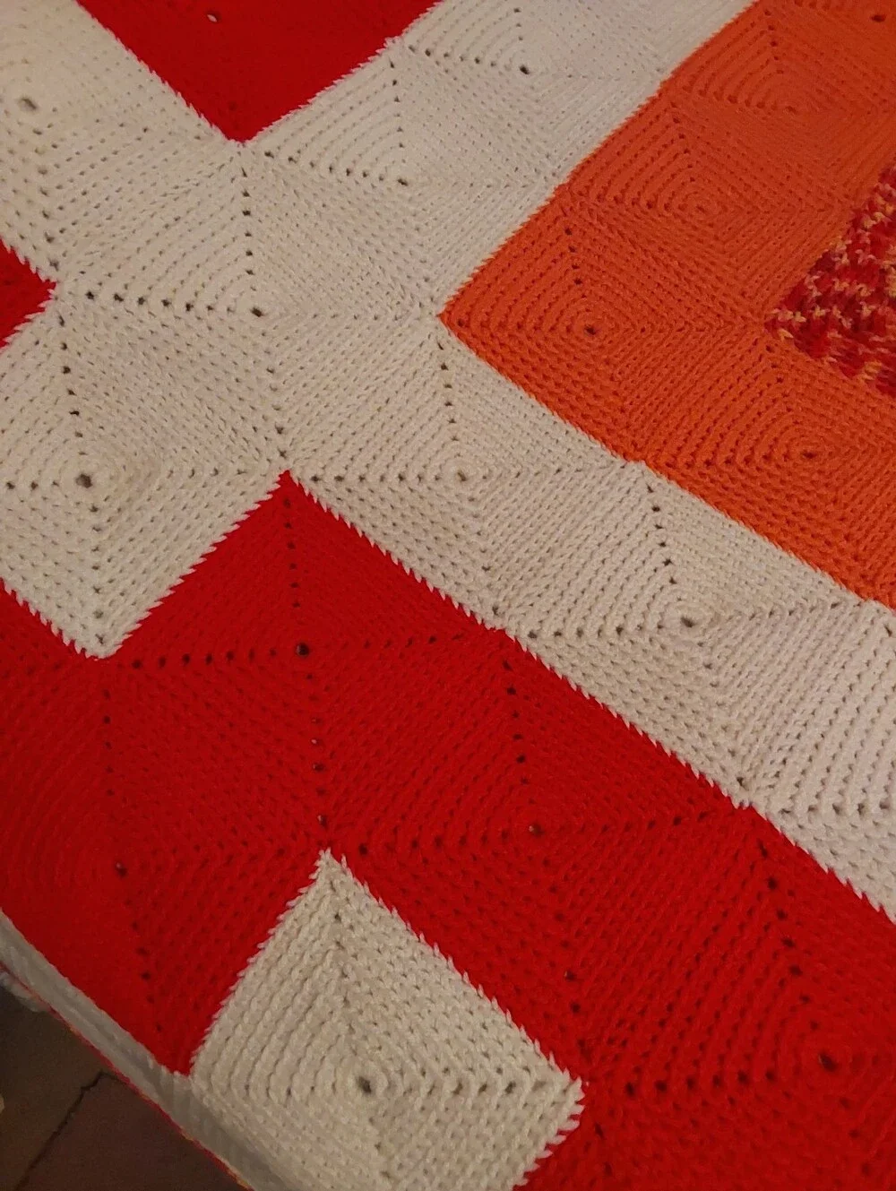 🌺 NEW Handmade Orange, Red & White Geometric Afgan/Bedspread